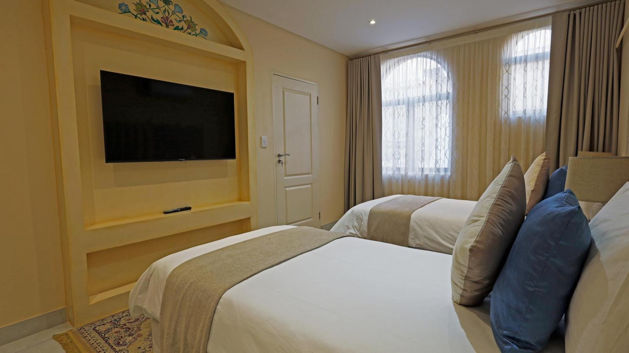Deluxe Double or Twin Room